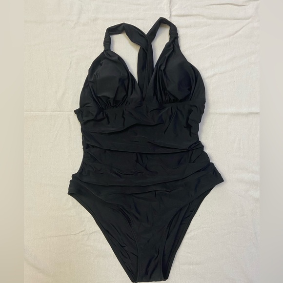 Brand new with tags black Cupshe Swimsuit - Picture 1 of 2